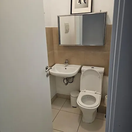 3 Bedrooms Flat At Msida * Msierah